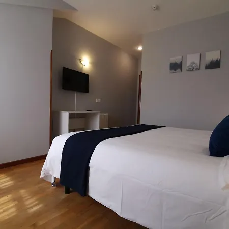 Hotel El Trasgu Soto De Cangas