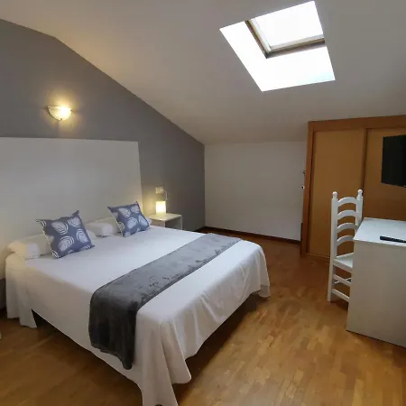 Hotel El Trasgu Soto De Cangas