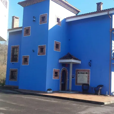 Hotel El Trasgu Soto De Cangas